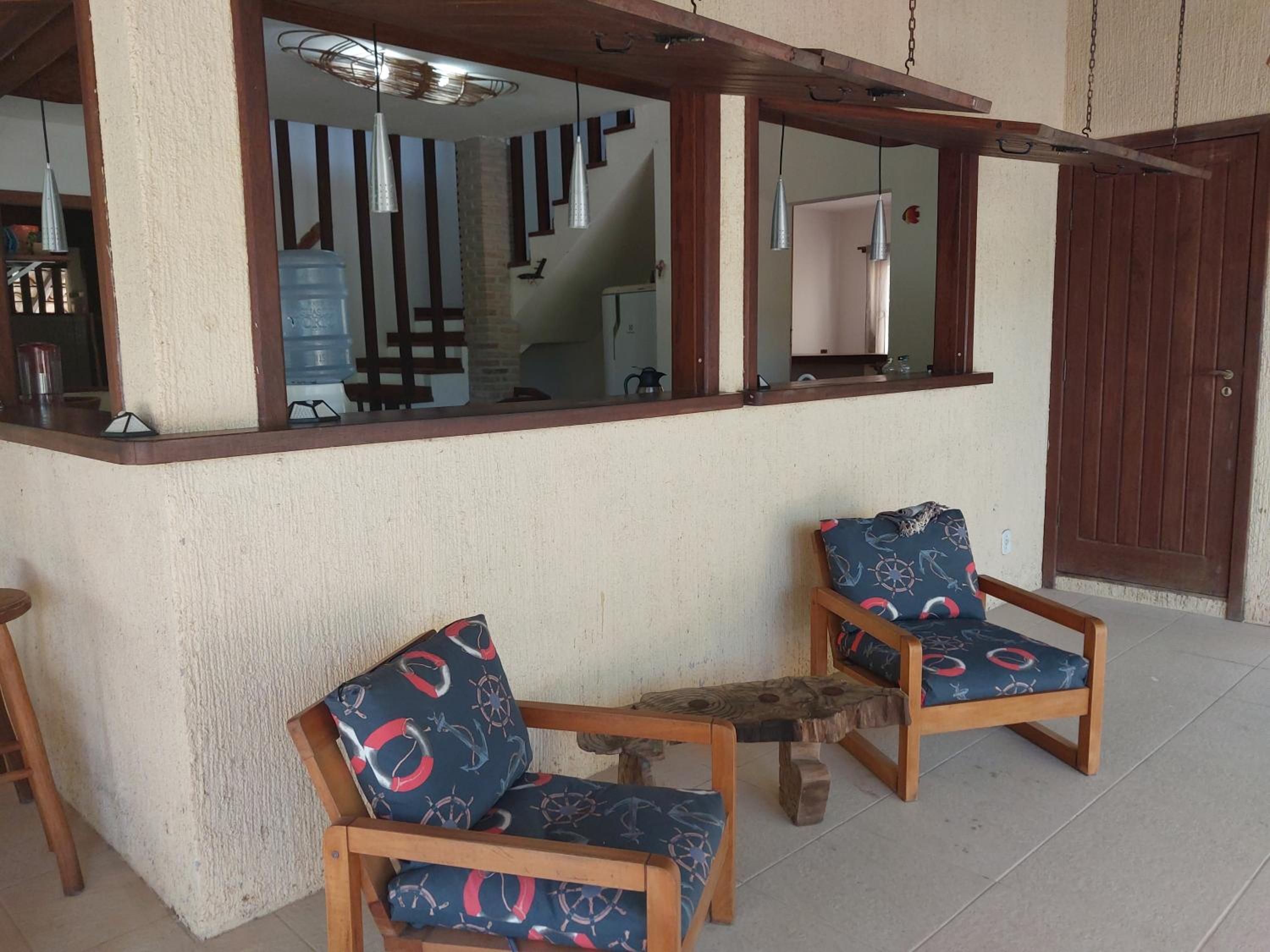 Casa Encantadora e Charmosa a 1 quadra da praia