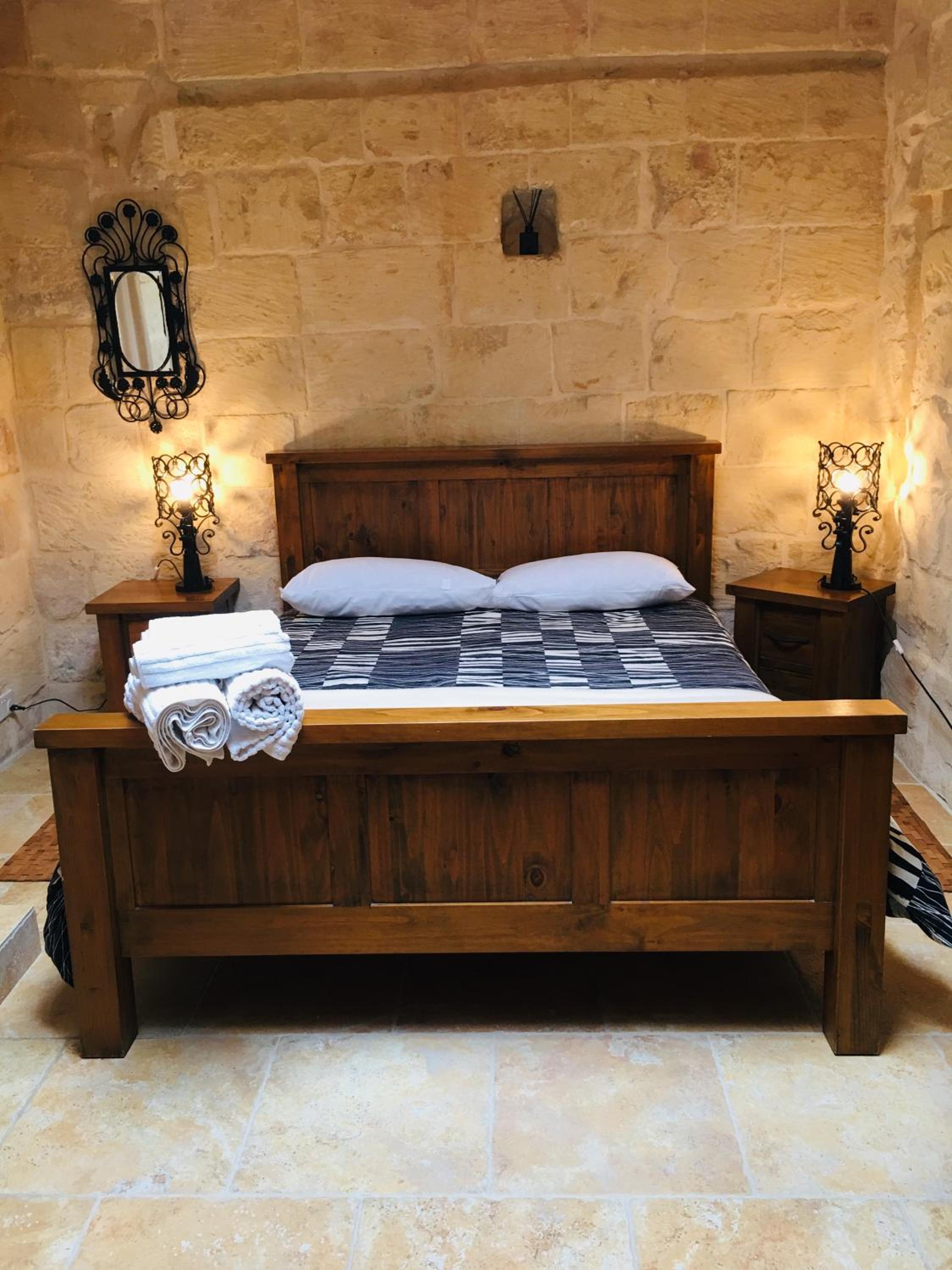 Charming Room in Villa with pool, Gozo-TripInnGozo photo 4