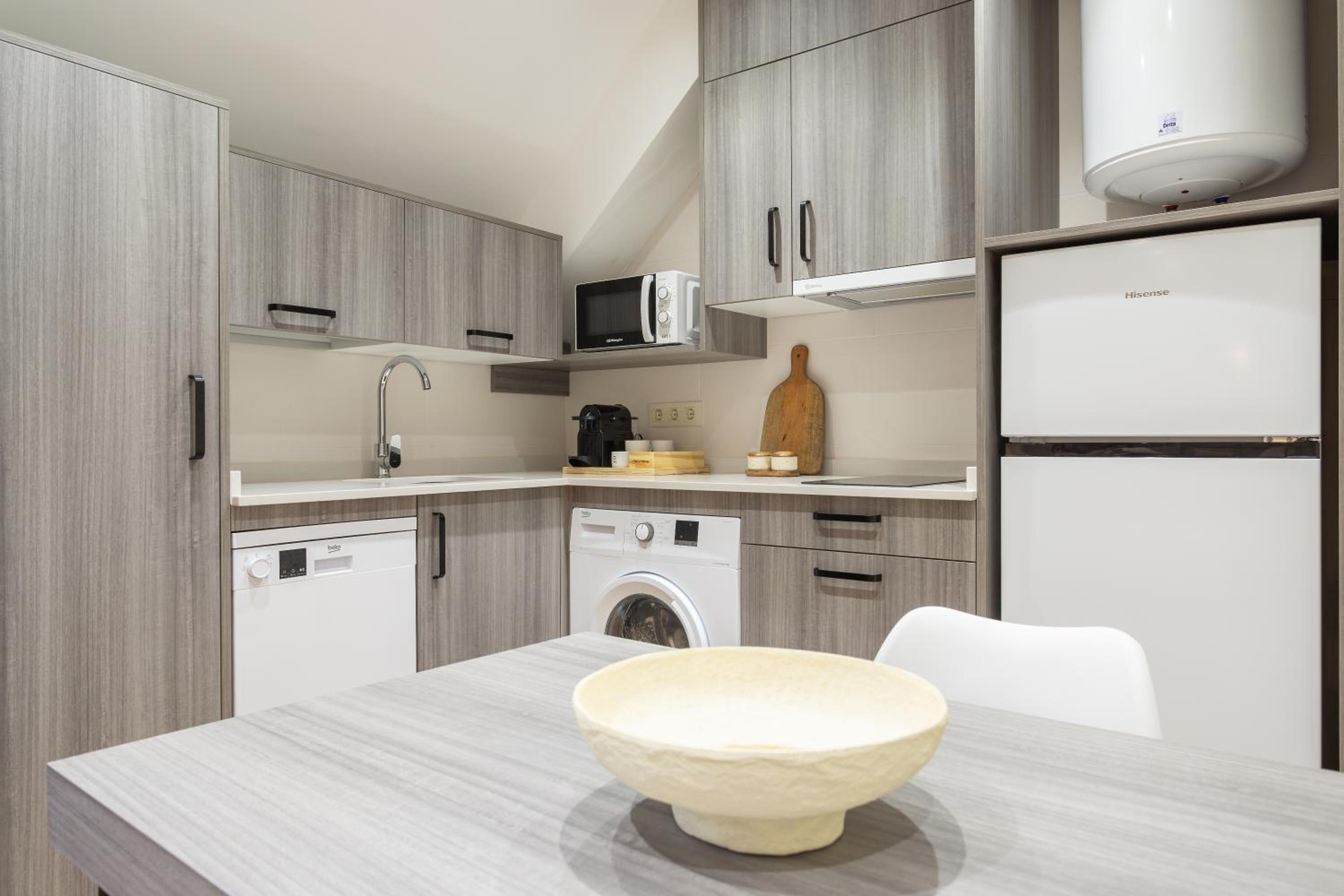 Vigo Bay Apartments by Olala Homes