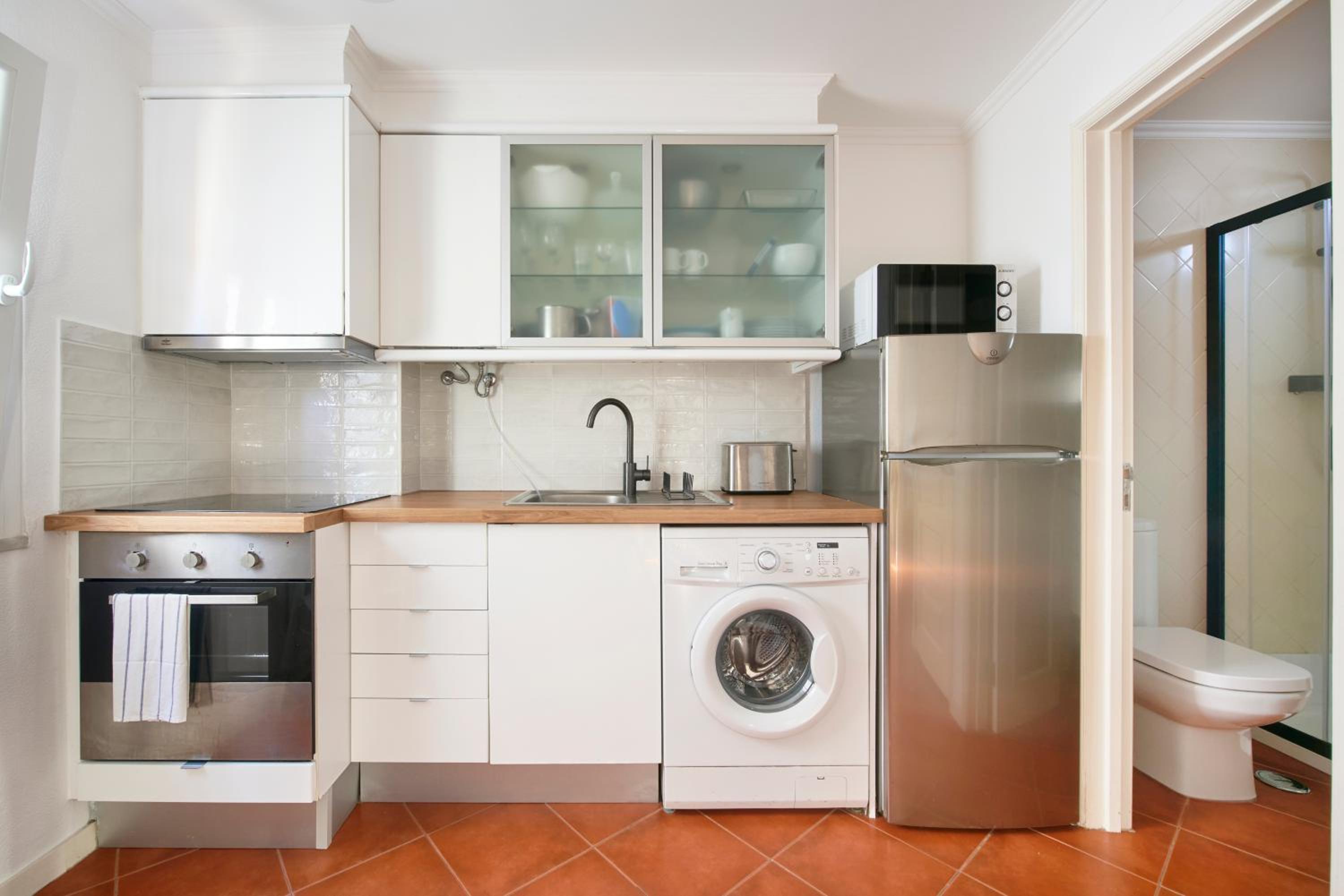 2 guest apartment in the center of Alfama view 2