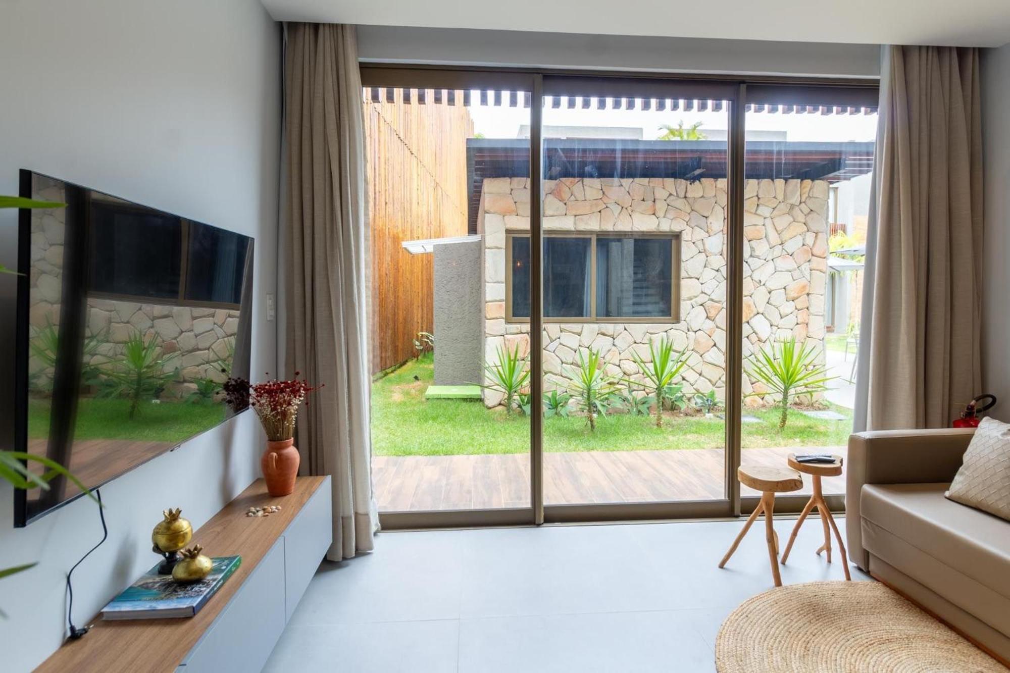 Villa Naluri Frente Mar em Japaratinga por Quarto à Vista