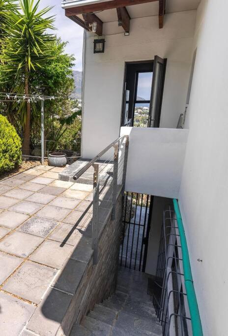 View Talay Apt - Panoramic Views & walk to beach view 2