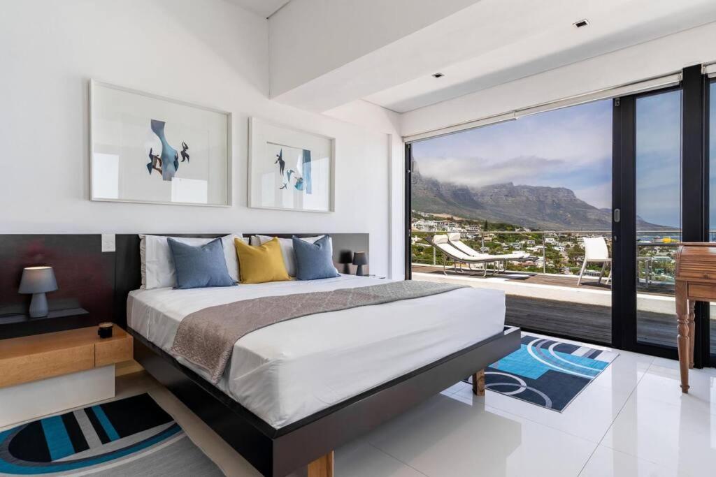 View Talay Apt - Panoramic Views & walk to beach view 3