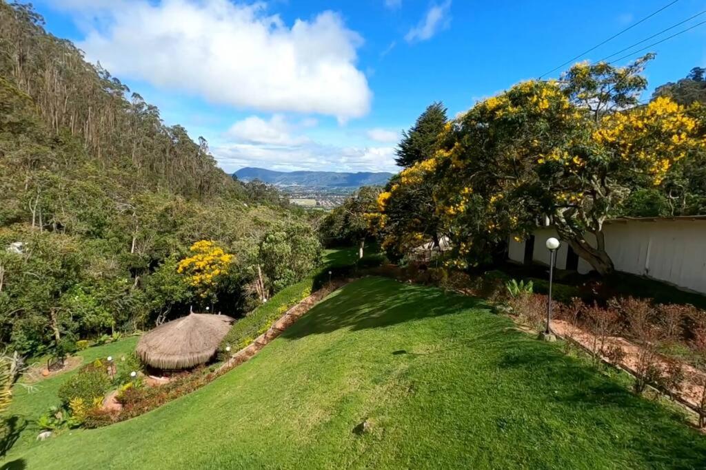 Espectacular casa campestre - Sabana de Bogotá
