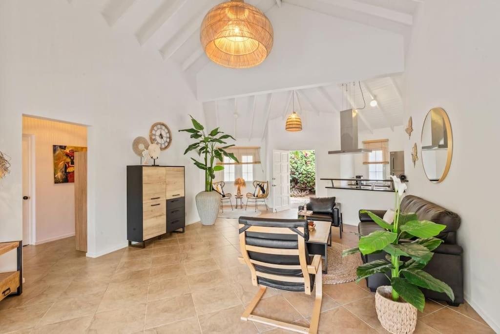 Bungalow Caribbean Bliss