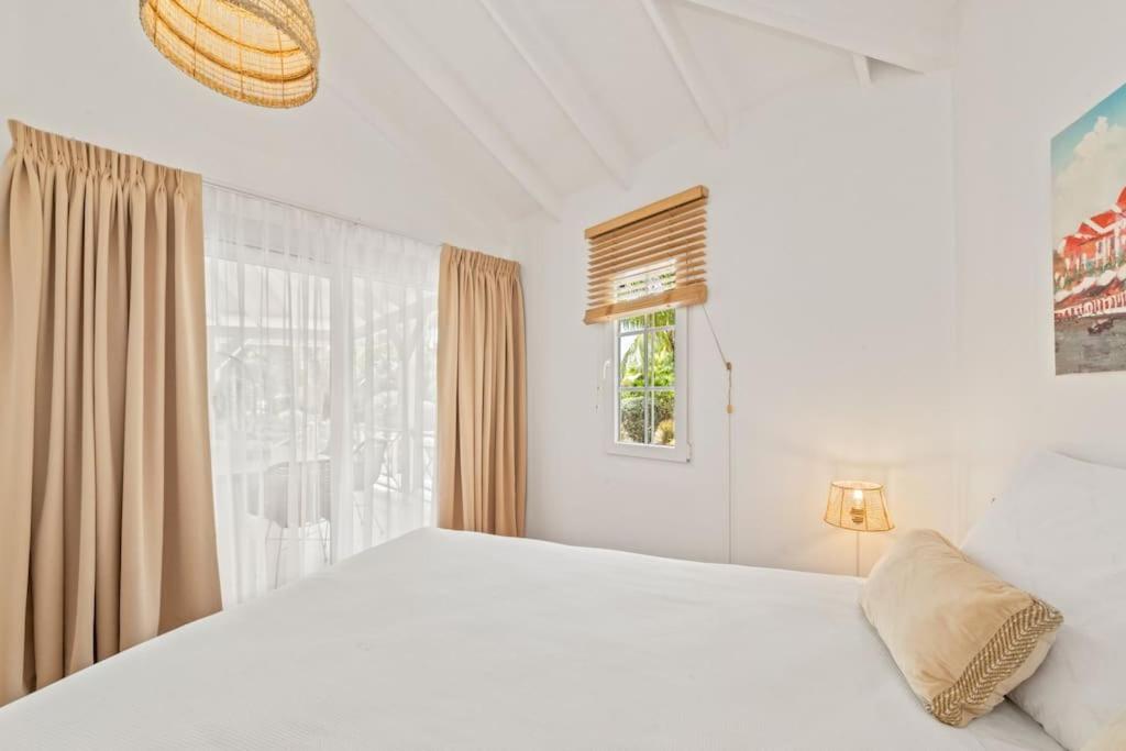 Bungalow Caribbean Bliss