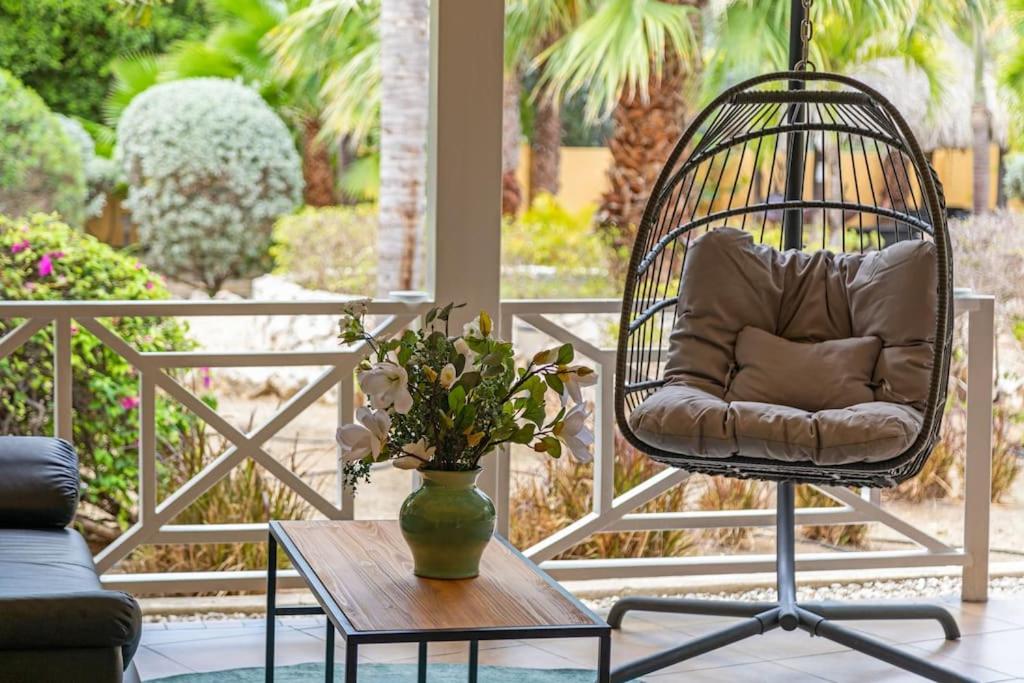 Bungalow Caribbean Bliss