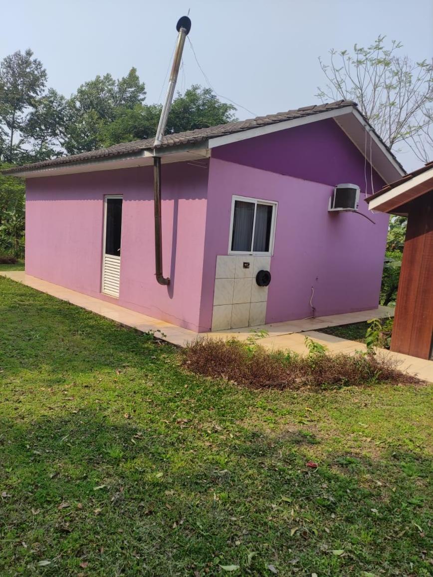 Casa mobiliada privativa