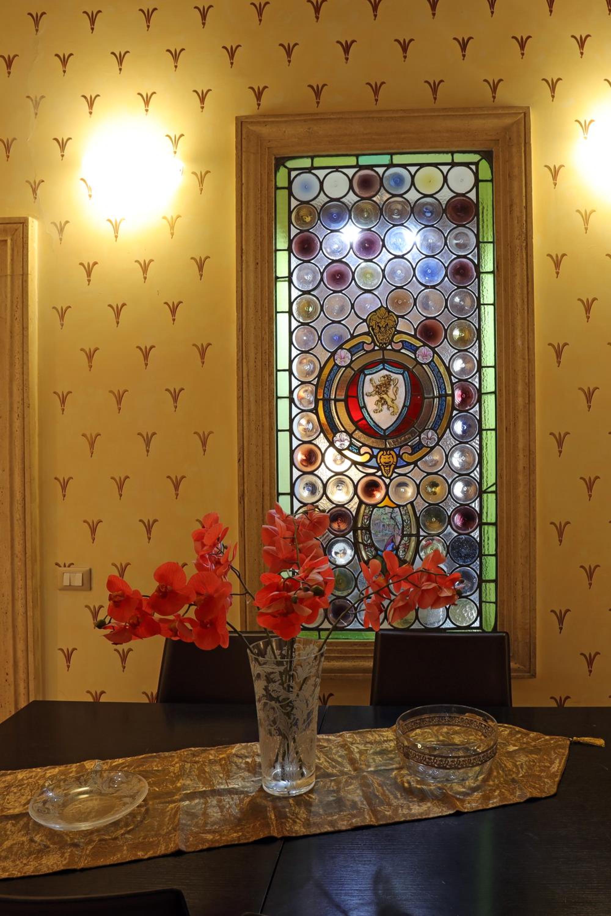 NSM 71VIADELCORSO Luxury Home