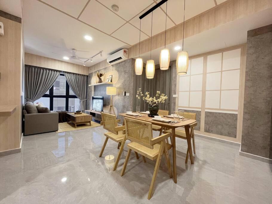 Japandi 1BR Agile Bukit Bintang by RumaBnB