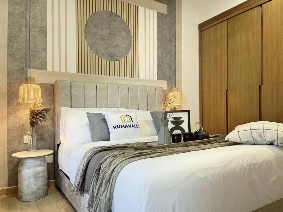 Japandi 1BR Agile Bukit Bintang by RumaBnB
