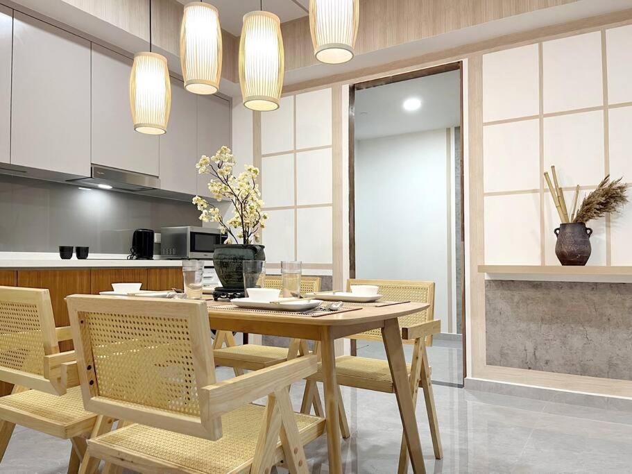 Japandi 1BR Agile Bukit Bintang by RumaBnB