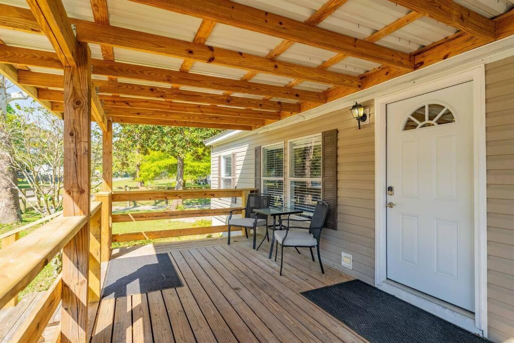 Country Comfort FirePit, Games, BBQ All Dog Breeds view 2