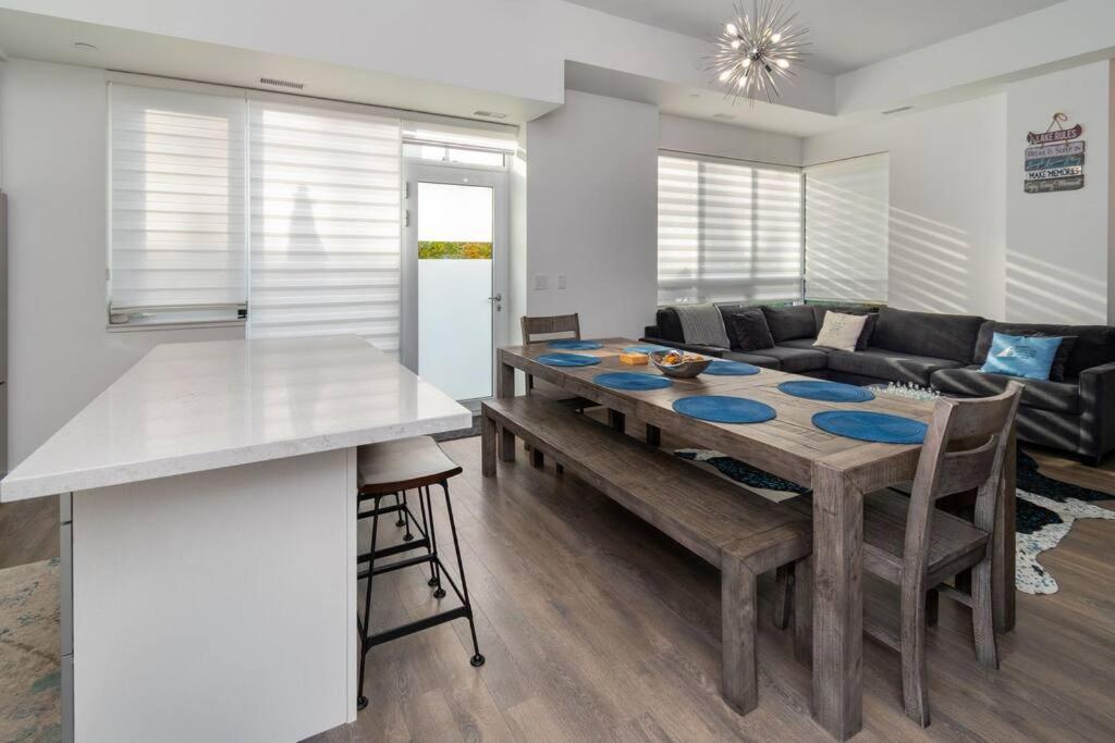 2 Bd Boardwalk Condo Patio Oasis