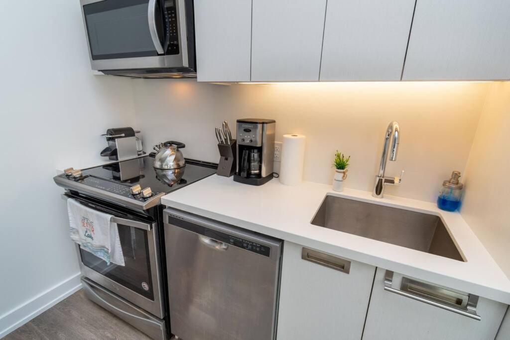 2 Bd Boardwalk Condo Patio Oasis