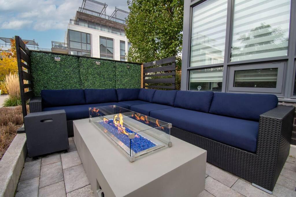 2 Bd Boardwalk Condo Patio Oasis