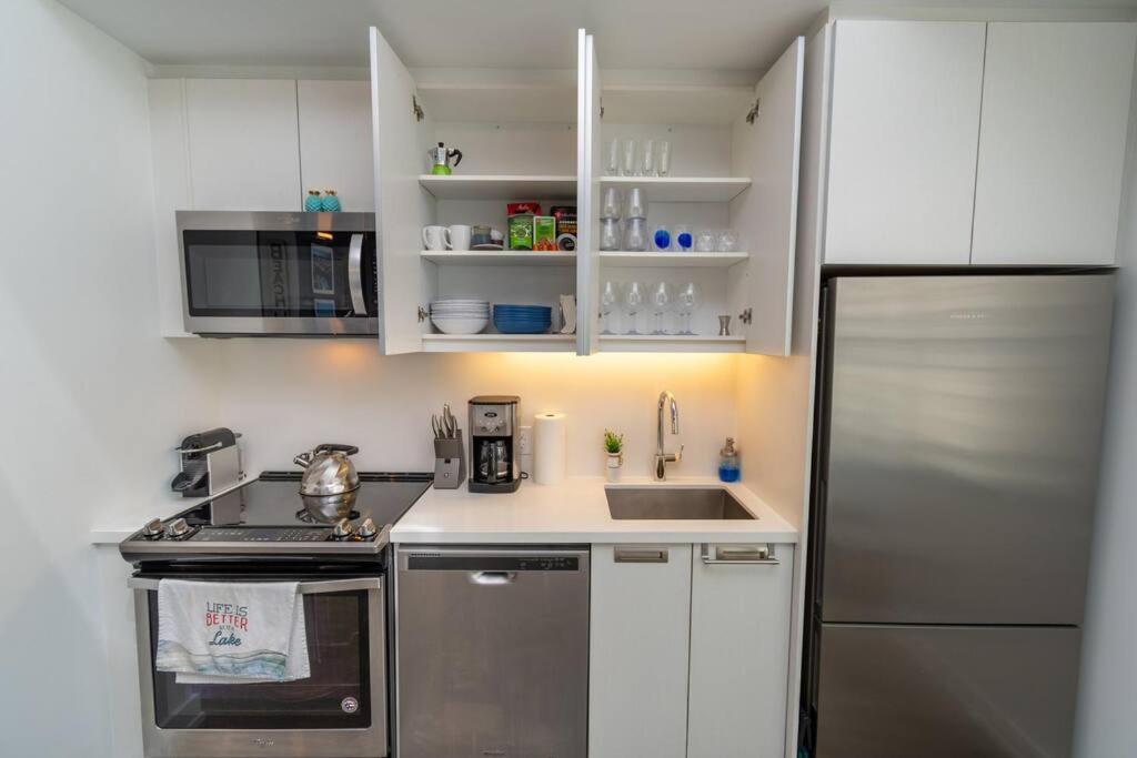 2 Bd Boardwalk Condo Patio Oasis