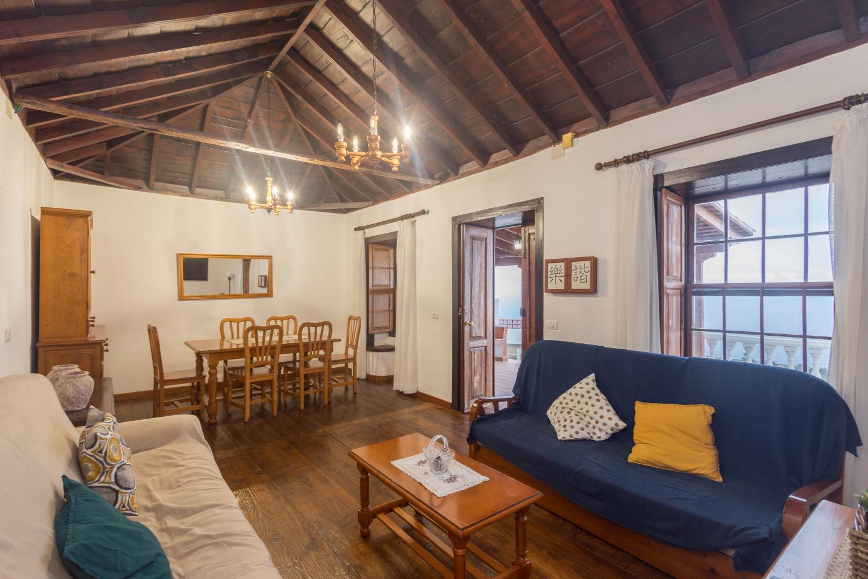 Lightbooking Nina Villa de Mazo La Palma