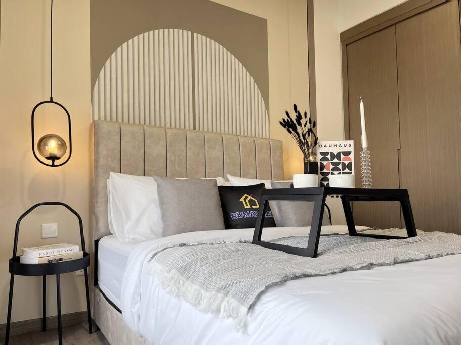 Lavish 2BR Agile Bukit Bintang By RumaBnB