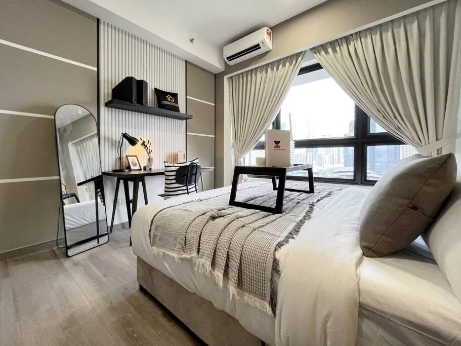 Lavish 2BR Agile Bukit Bintang By RumaBnB