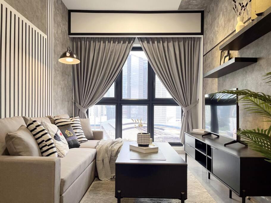 Lavish 2BR Agile Bukit Bintang By RumaBnB