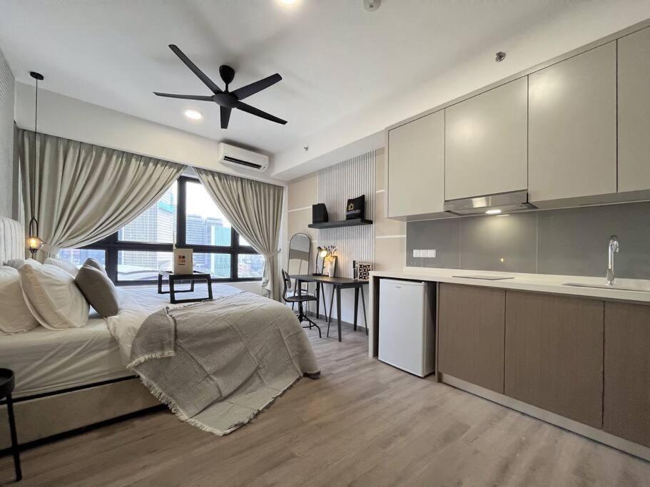 Lavish 2BR Agile Bukit Bintang By RumaBnB