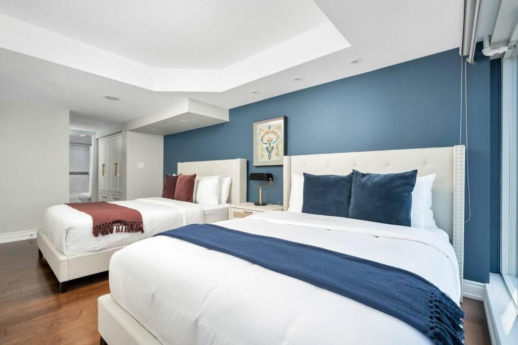 Centrally located 2 Bd 2 Bth with Parking
