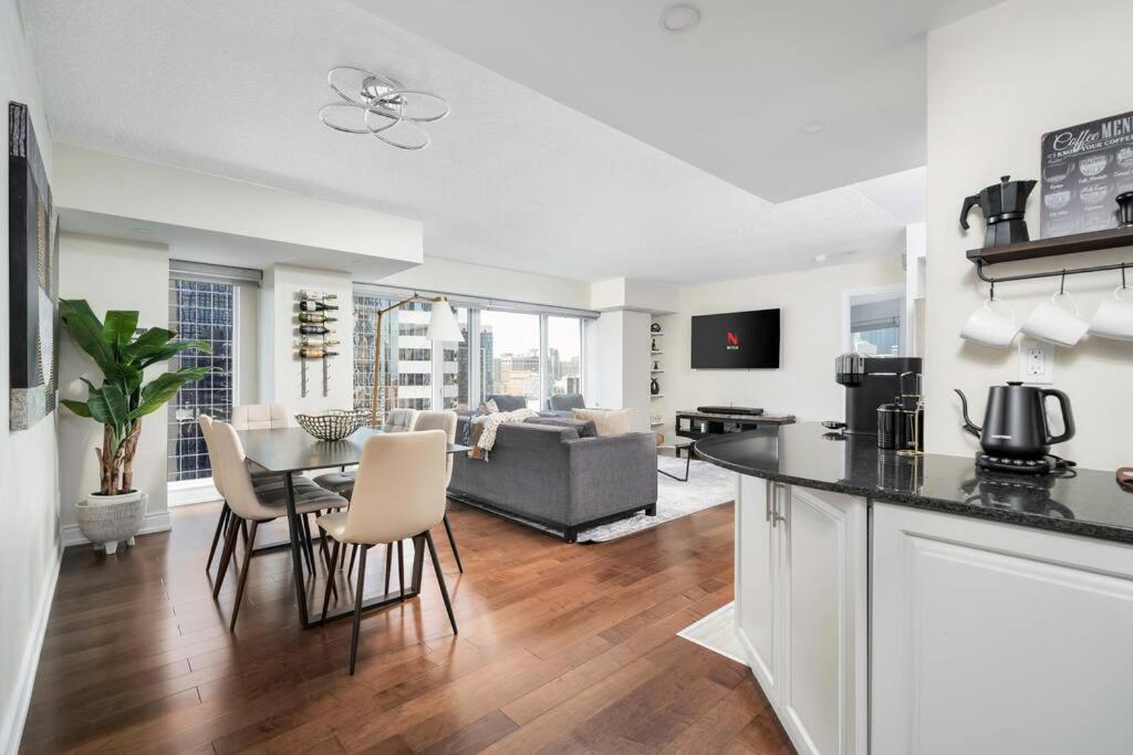 Centrally located 2 Bd 2 Bth with Parking
