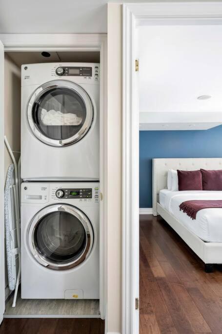 Centrally located 2 Bd 2 Bth with Parking