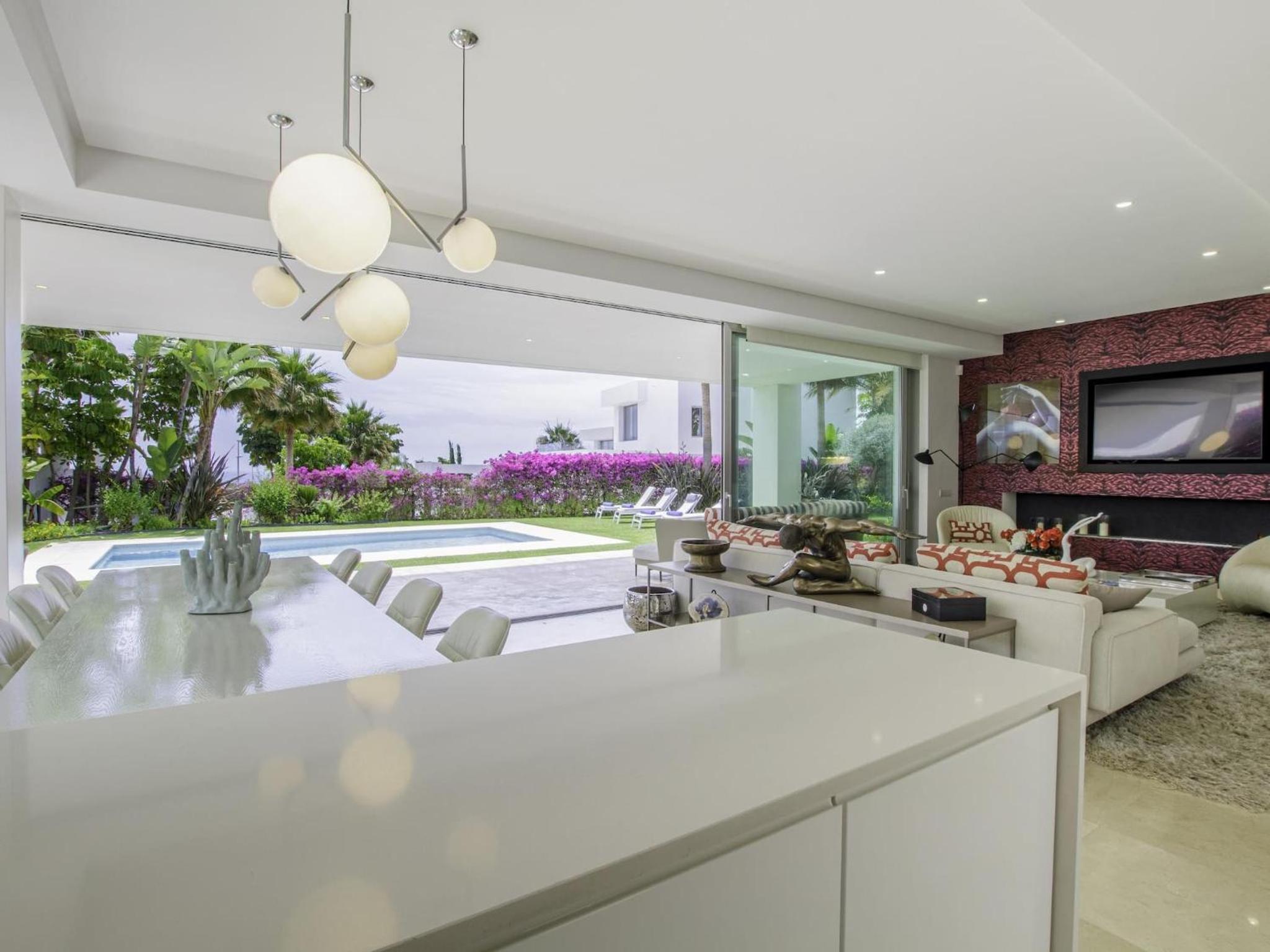 Fantástica Villa moderna en Rio Real