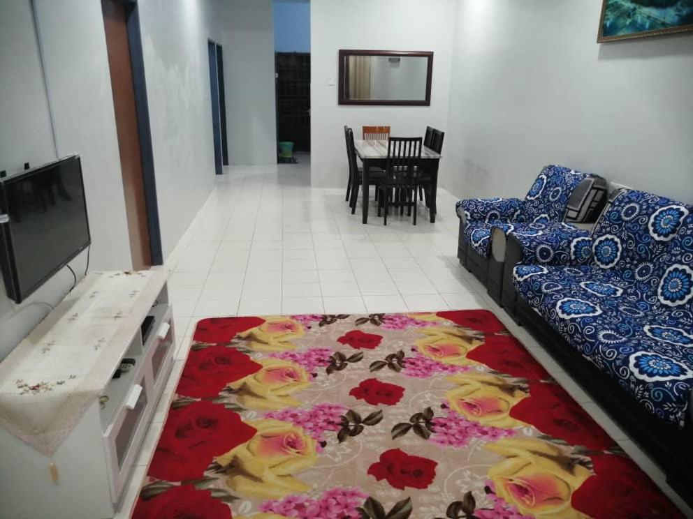 Hazim Homestay Pakej 1 photo 3