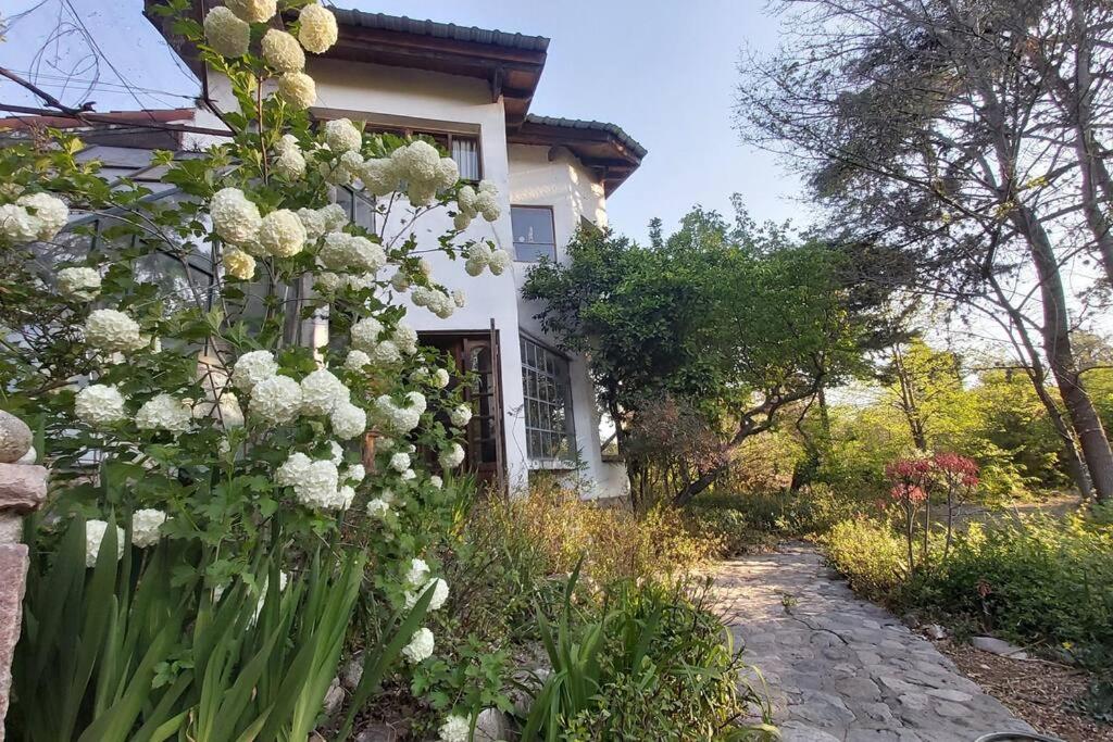 Hospedaje familiar, naturaleza y confort
