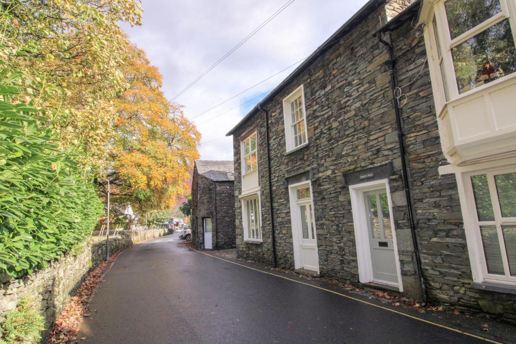 Bakers Retreat spacious 1st floor apartment centrally located in Grasmere view 5