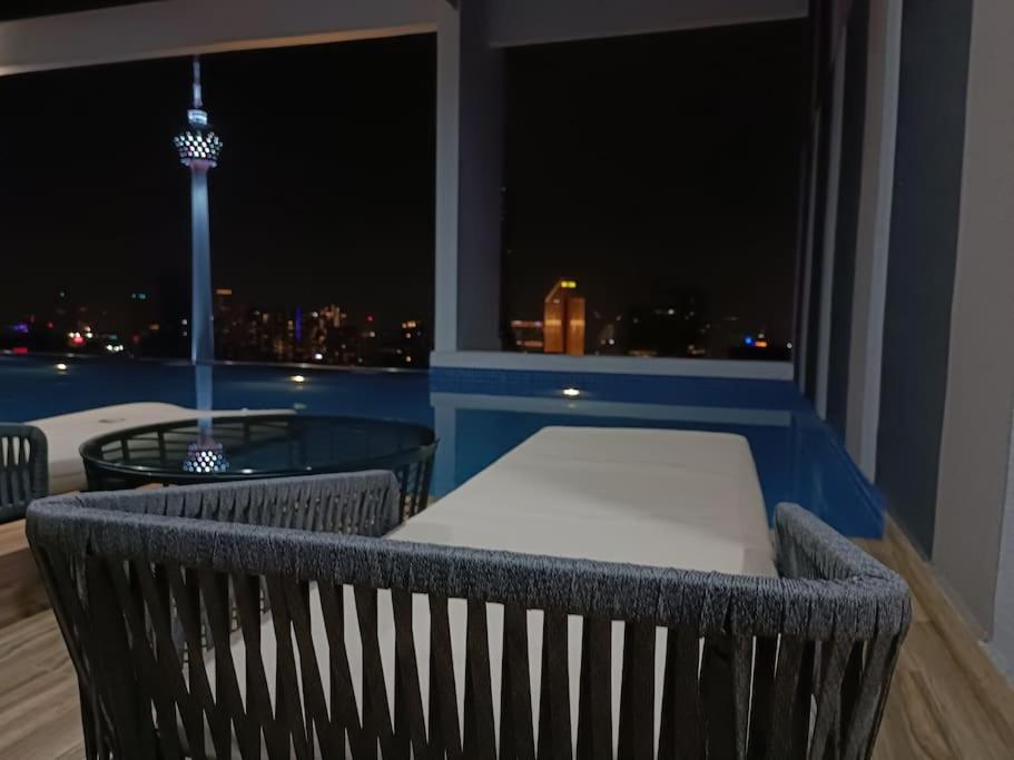 COL 25B KLCC Infinity Pool View Studio