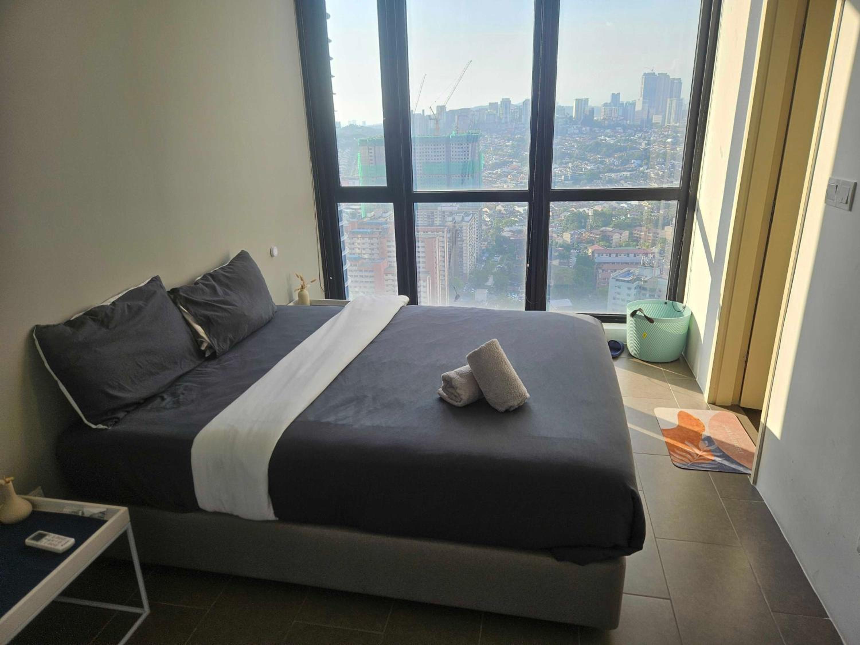 Four Season Suite - The Establishment Bangsar by Parallel Airbnb