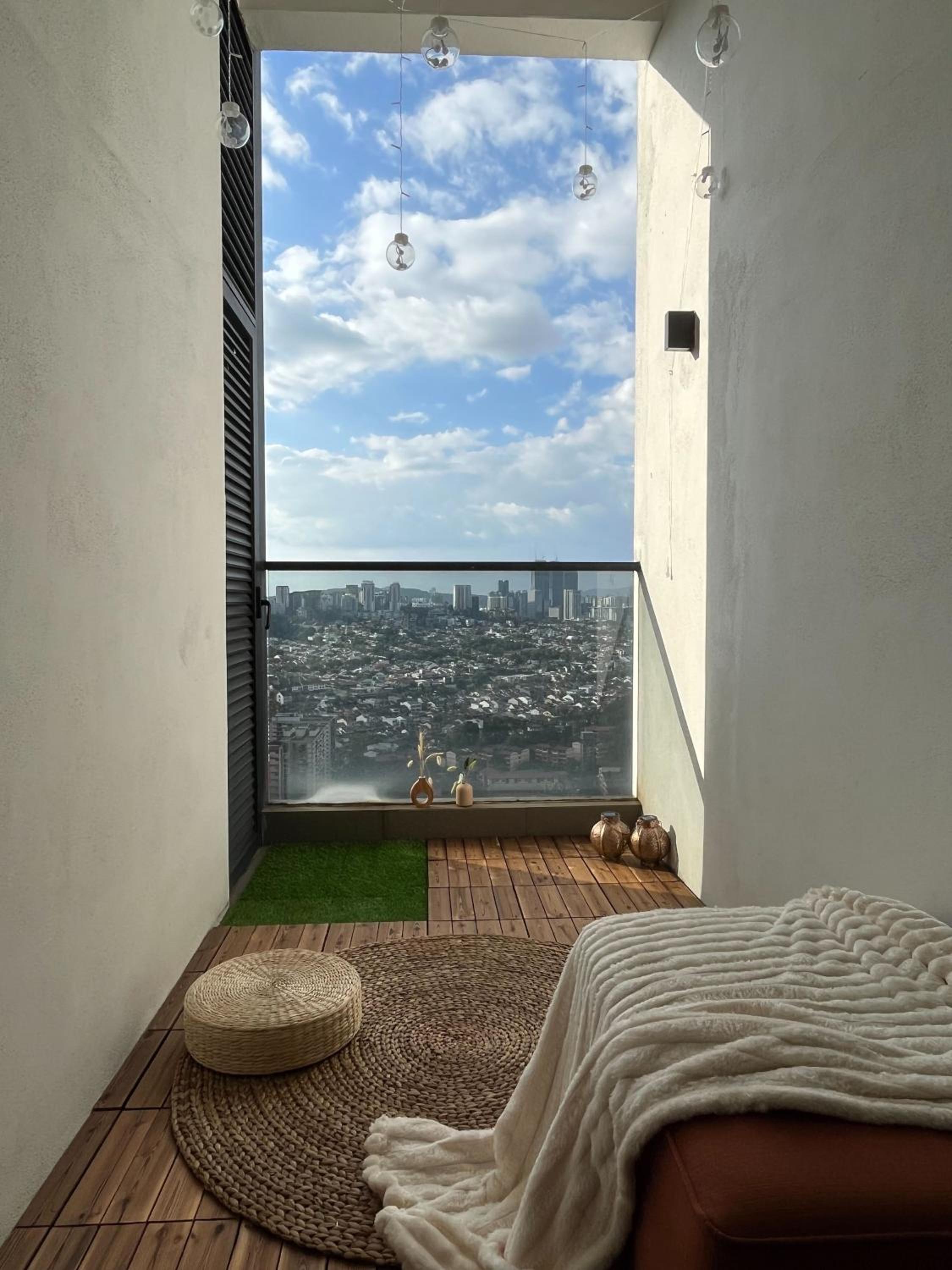 Four Season Suite - The Establishment Bangsar by Parallel Airbnb