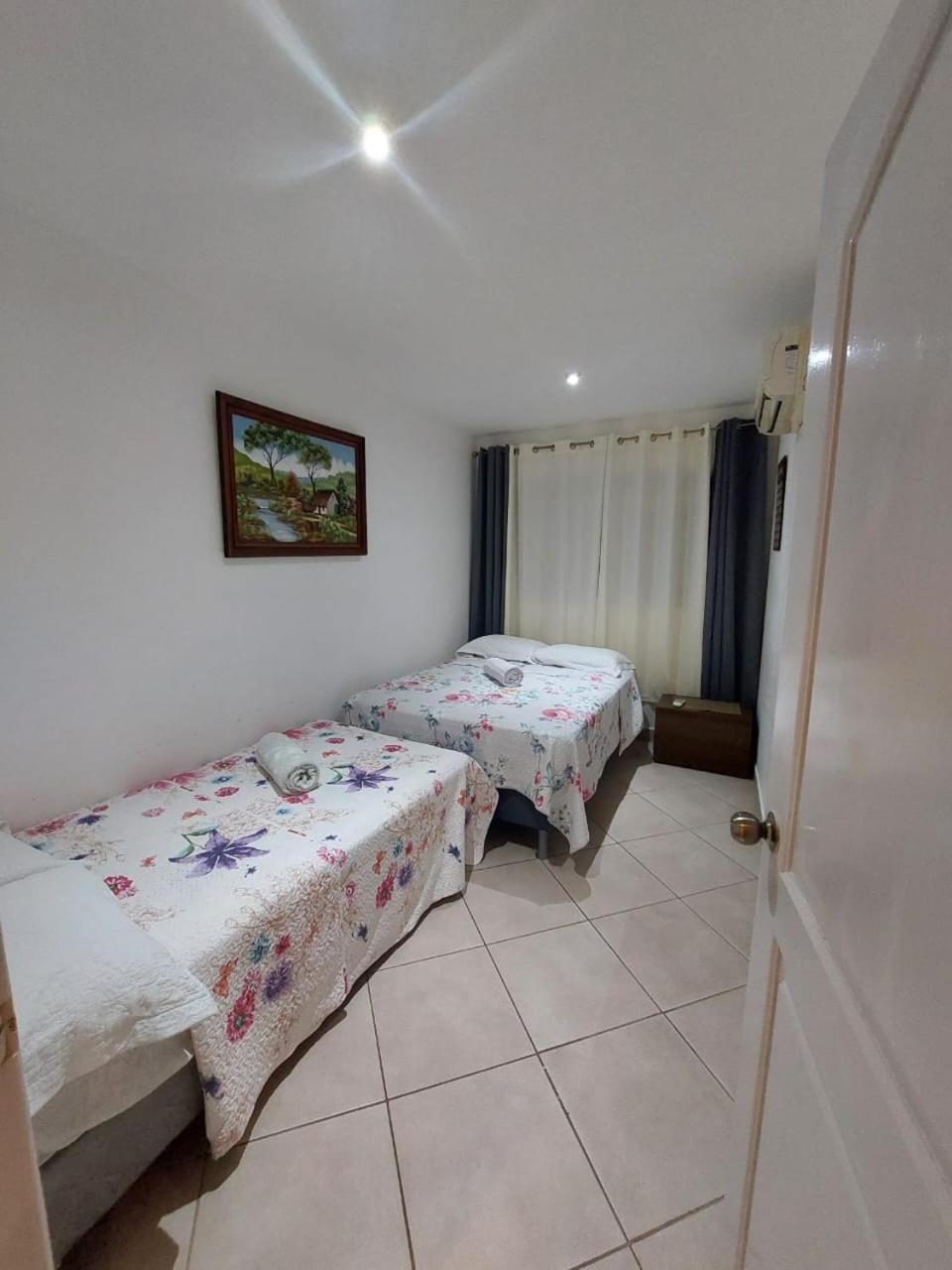 VillaLore piscina exclusiva BBQ AC max 11 personas 5min playas