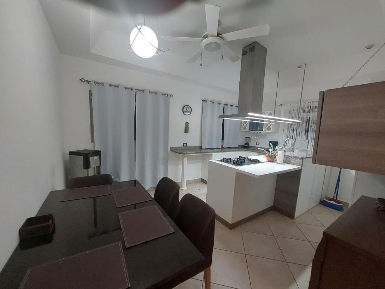VillaLore piscina exclusiva BBQ AC max 11 personas 5min playas