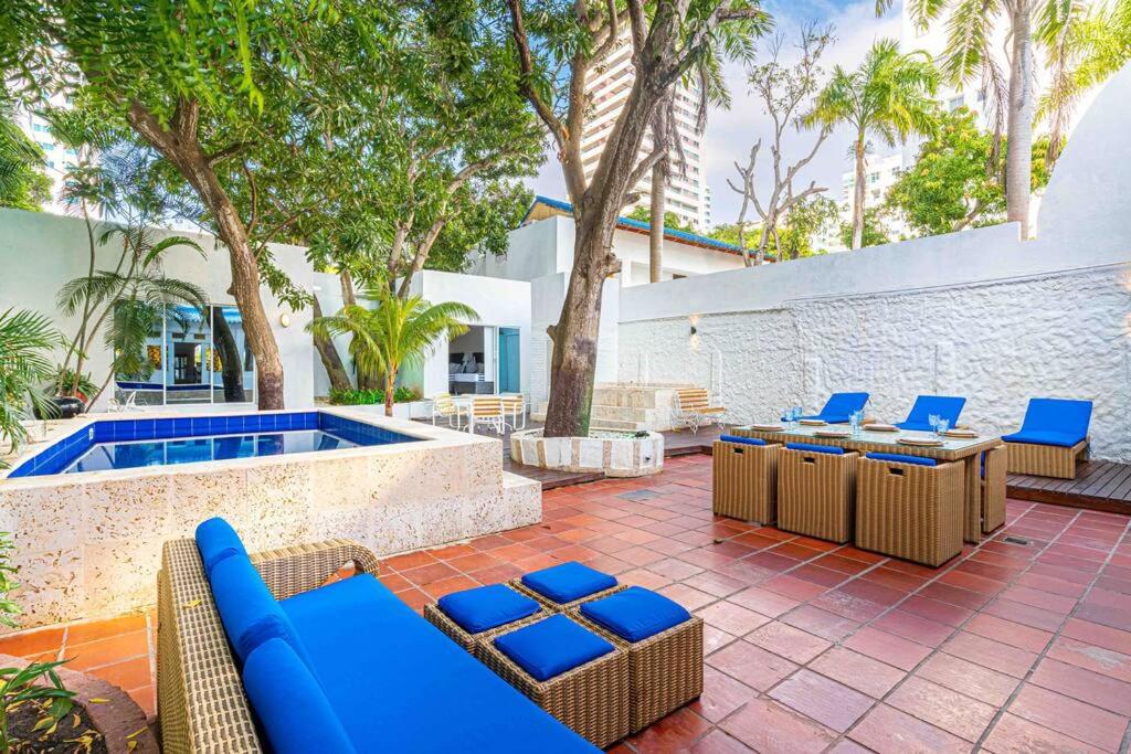 Luxury Bryon Pool