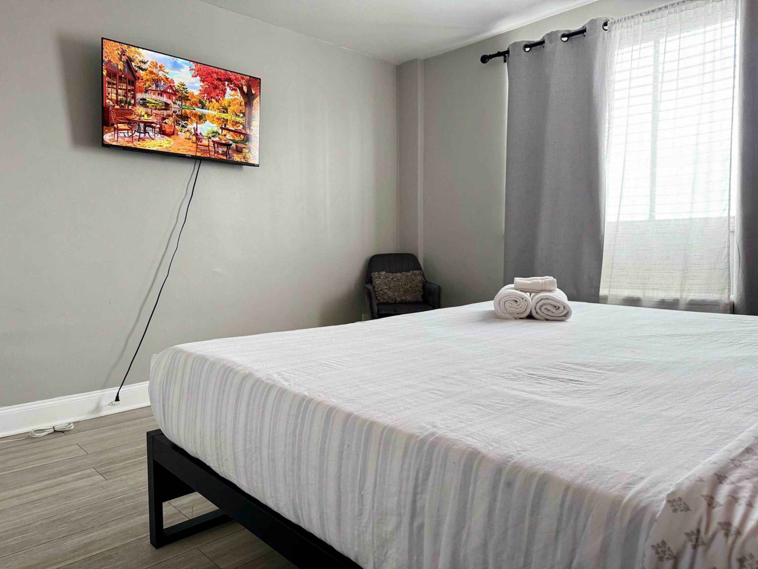 ATL Downtown 2BR King Bed Free Parking LM2007