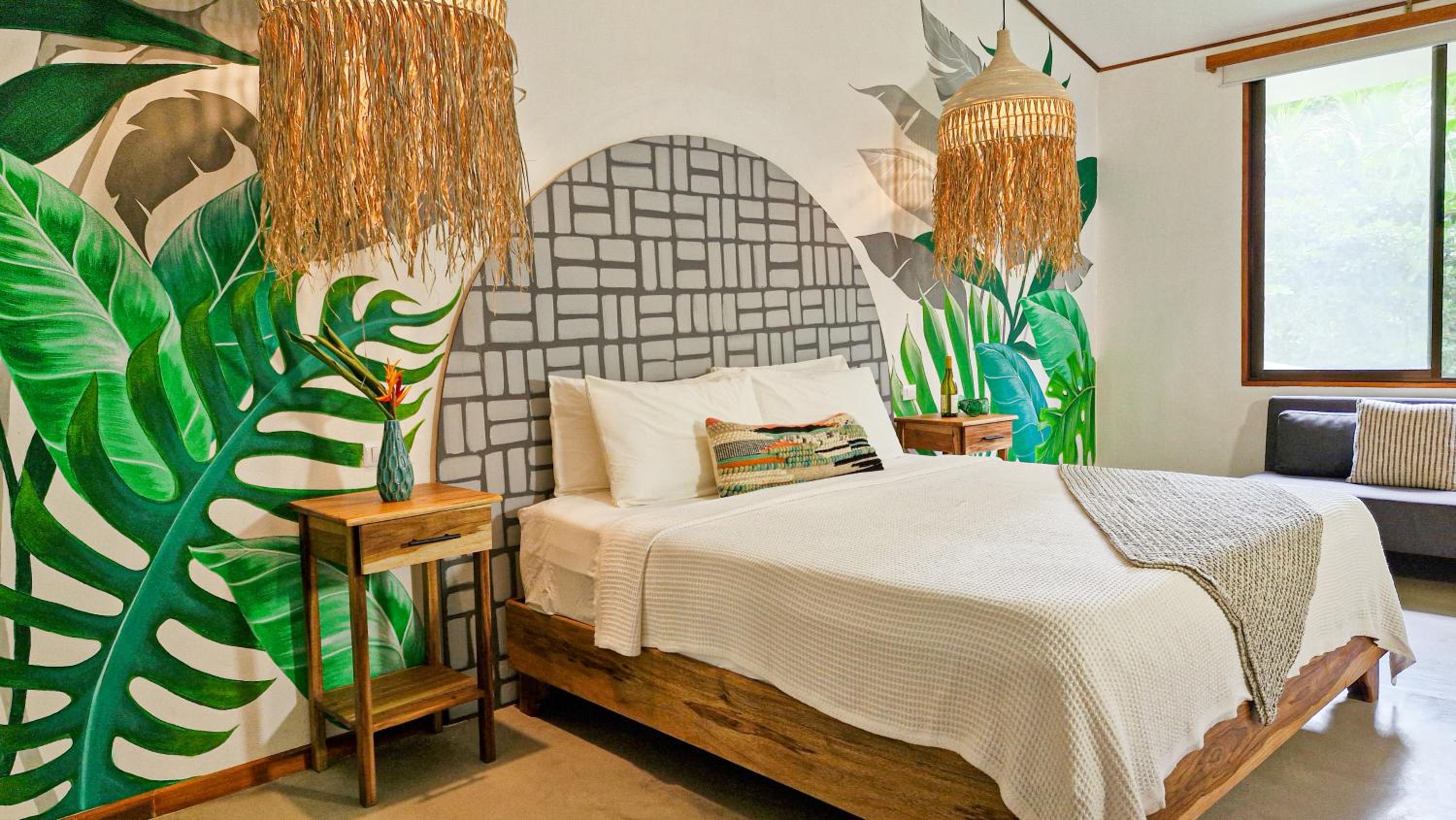 Coral Suite near the beach