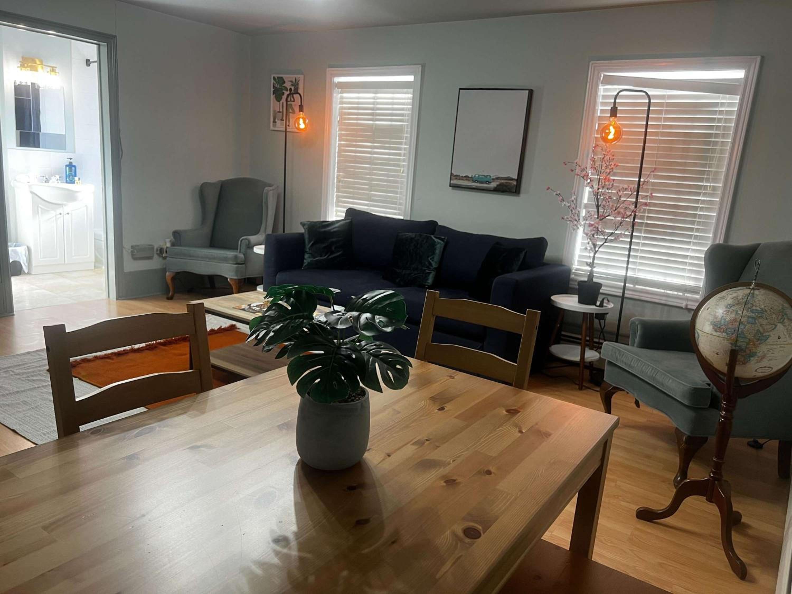Green Grove Heritage-Style Retreat with Nature-Inspired Decor, Unit #1