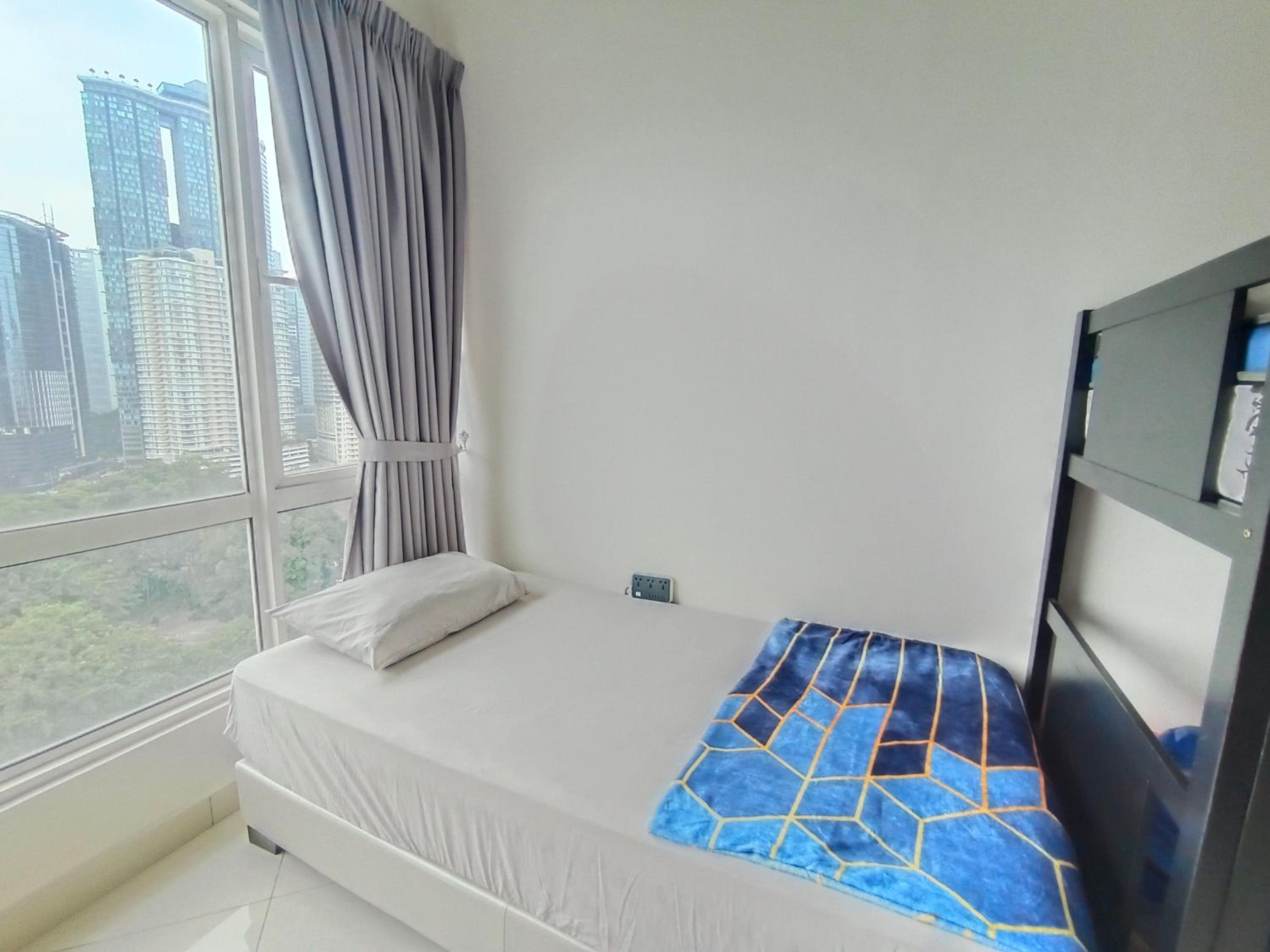 Hushed Dorm KL