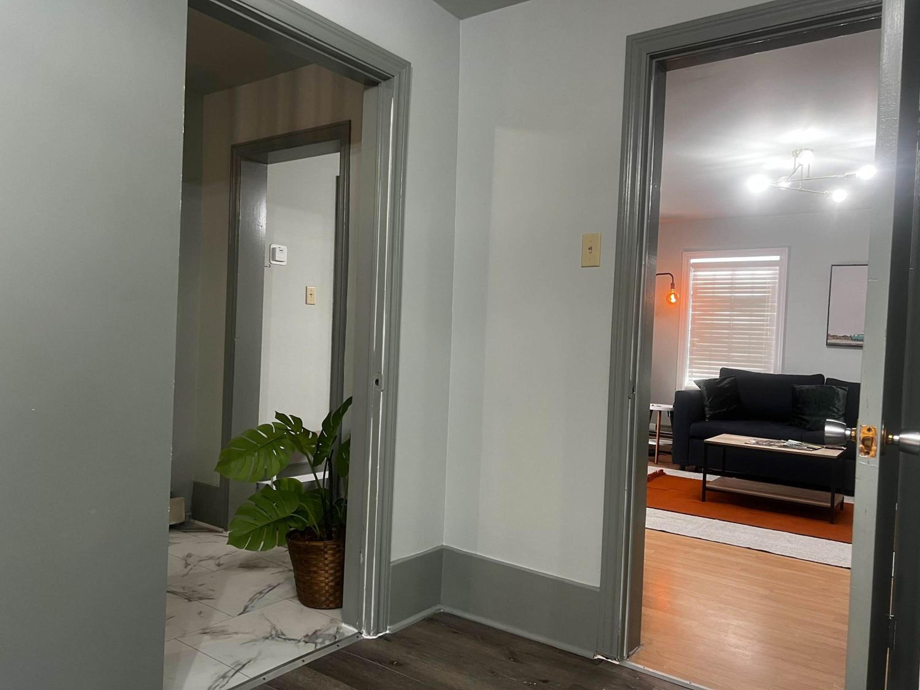 Green Grove Heritage-Style Retreat with Nature-Inspired Decor, Unit #1