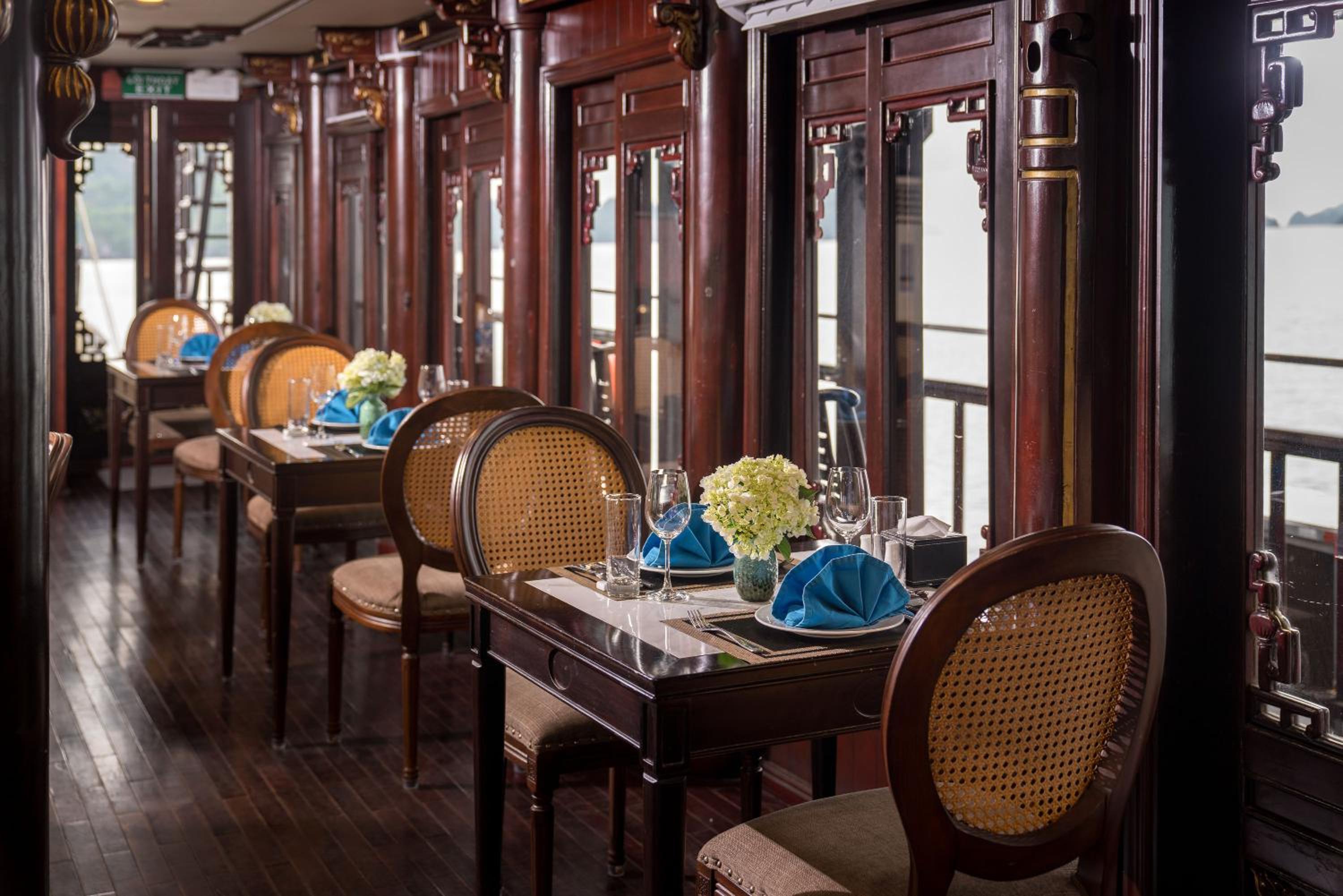 Renea Boutique Cruise