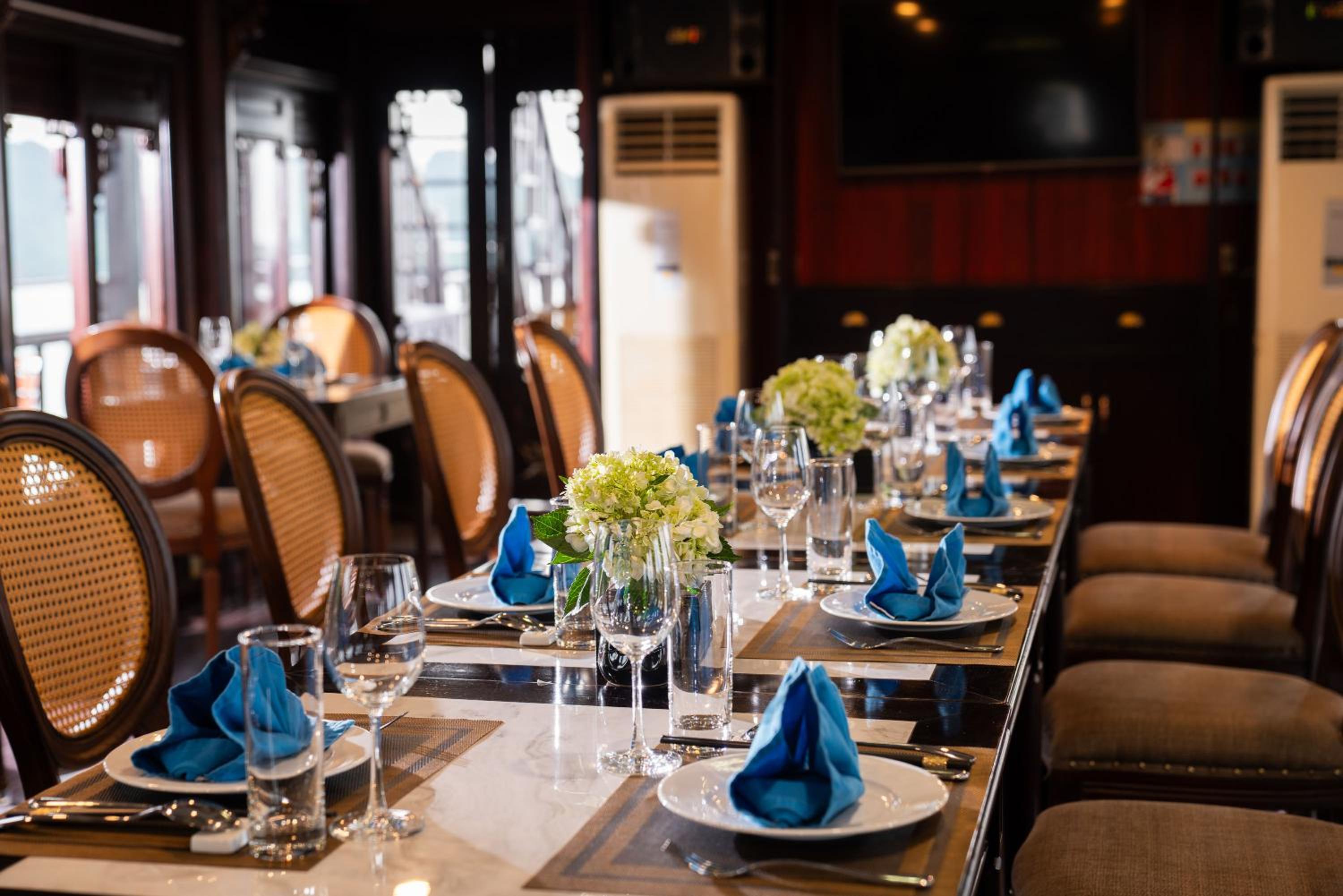 Renea Boutique Cruise