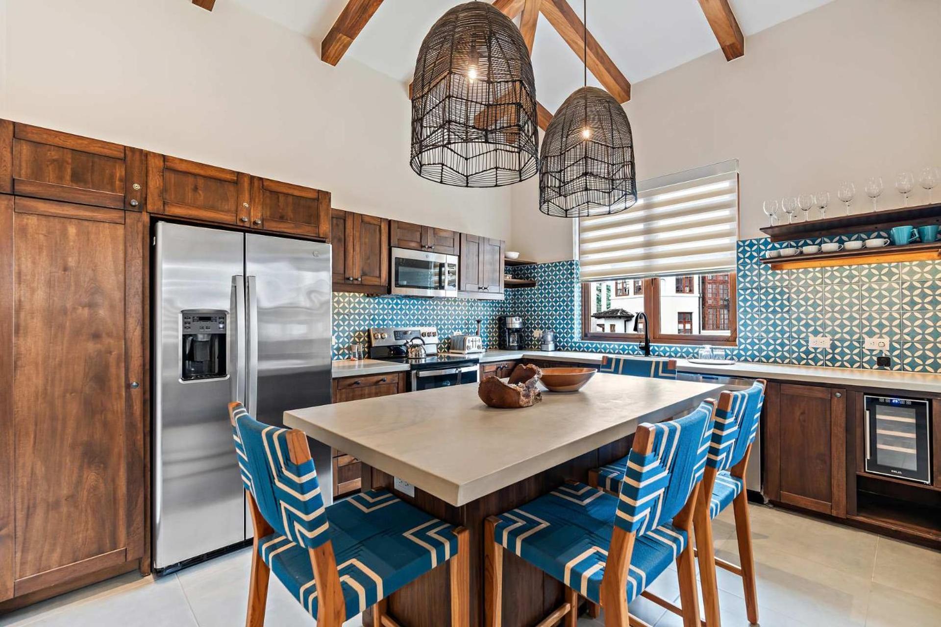 Stylish Condo in the Heart of Las Catalinas with Vibrant Design & Exclusive Beach Club Access