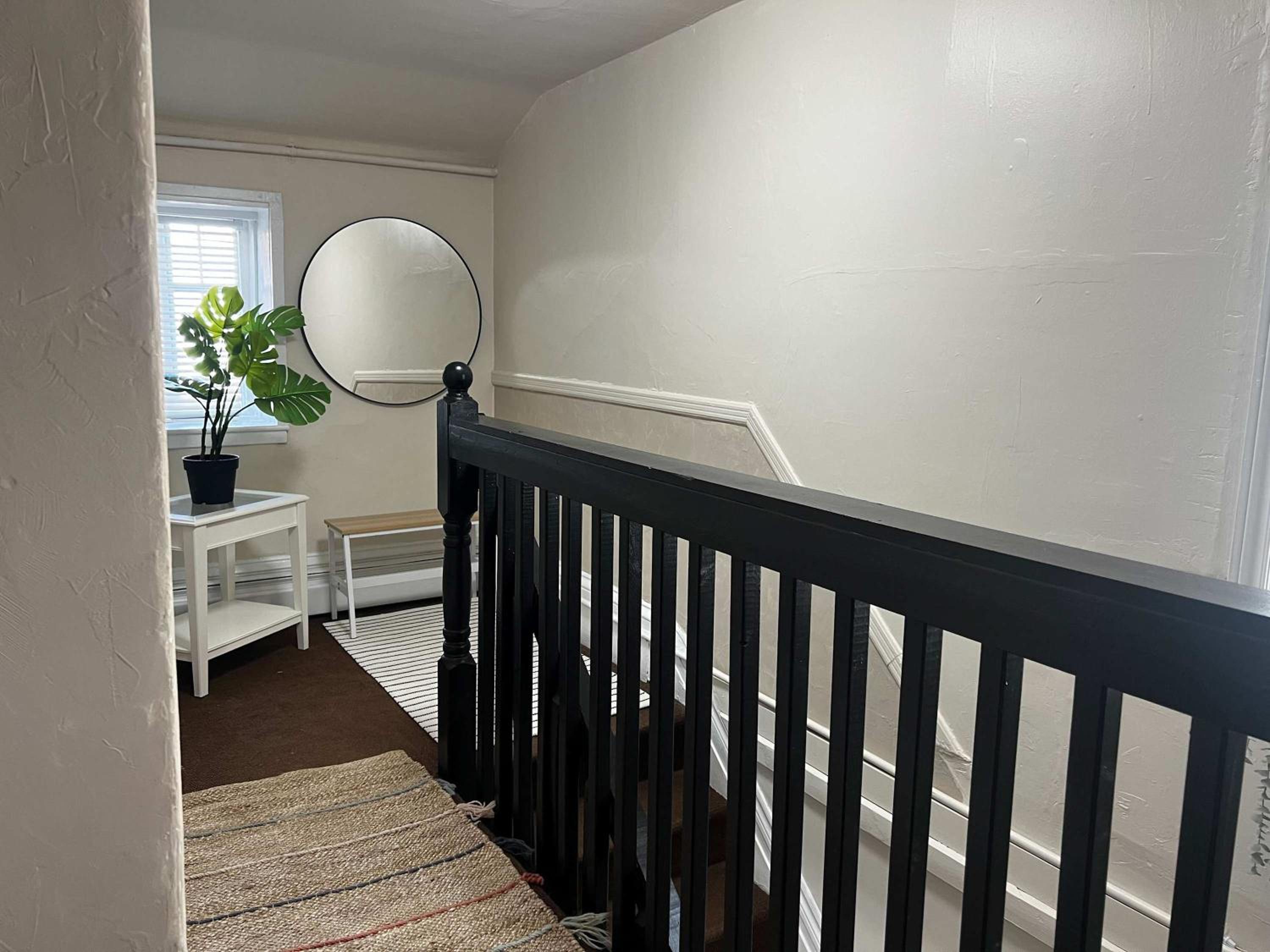 Blue Horizon Top-Floor Retreat with Nautical Vibes, Unit #2