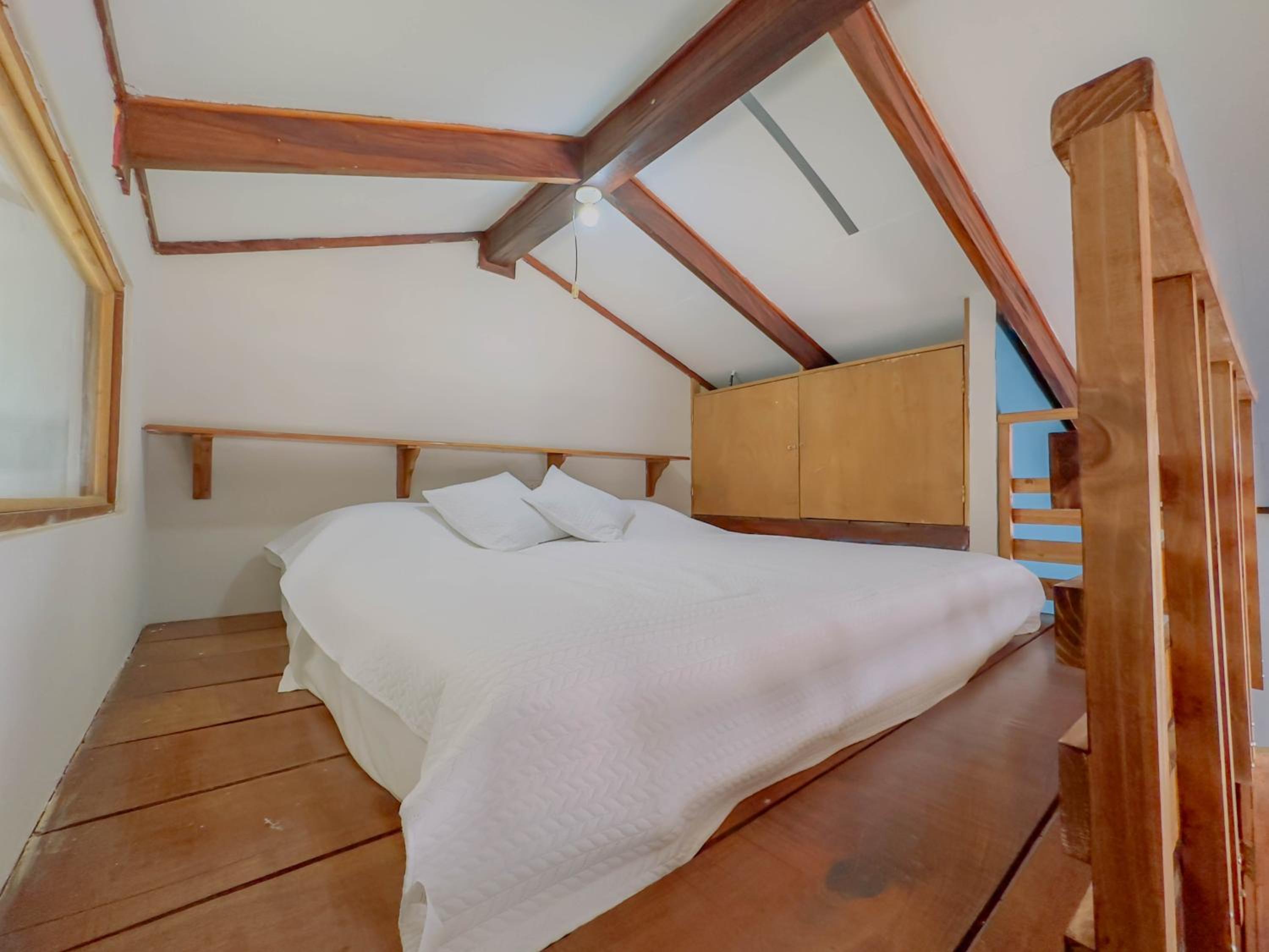 Happy House 4 Bed 3 Bath Private Pool
