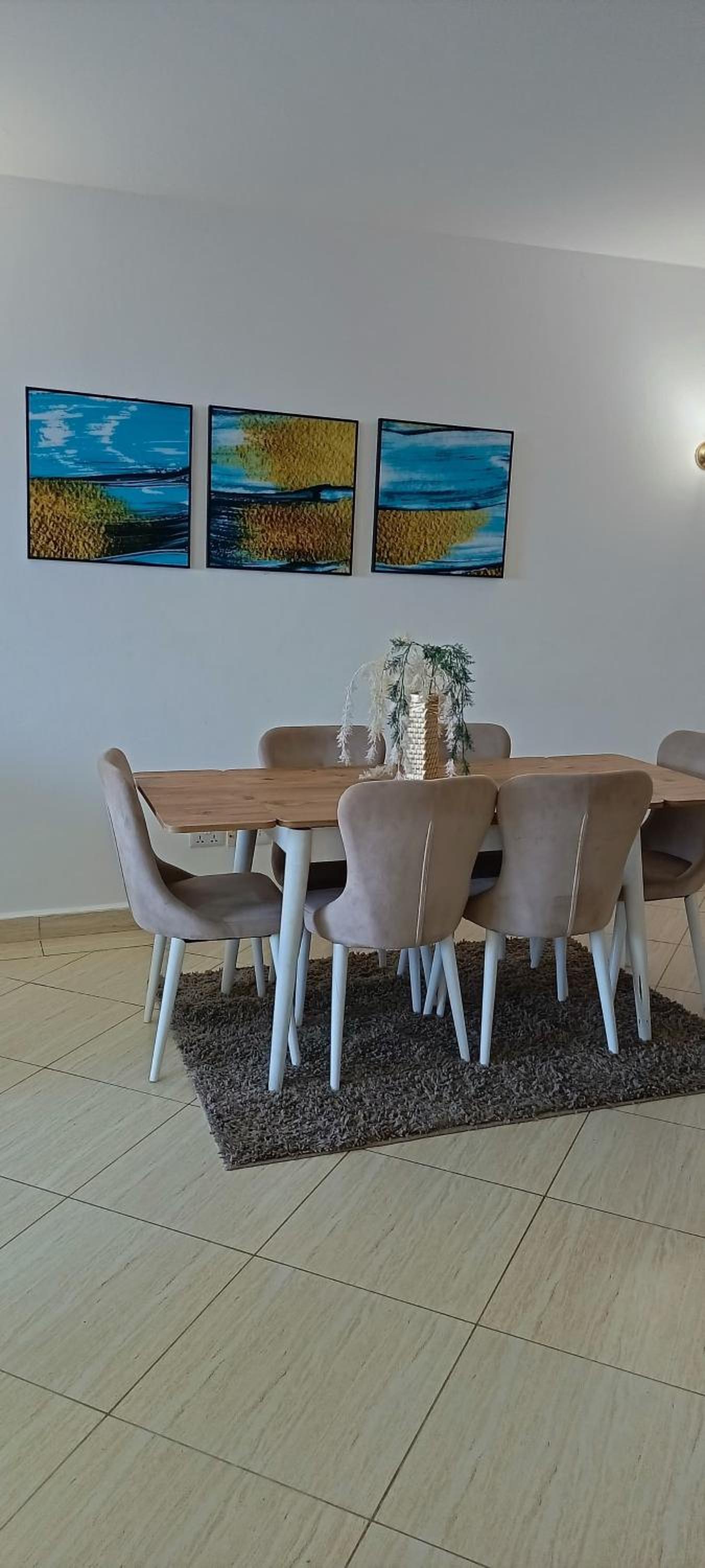 SANDS AND ROCKS APARTMENT view 2